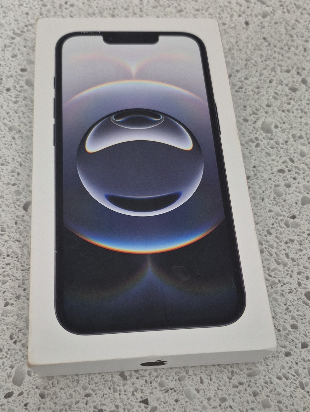 Apple iPhone 16e Black